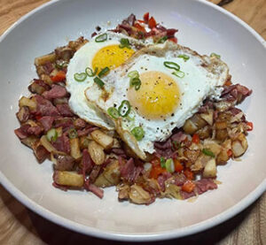 Hash and eggs from Stellar 181 Taphouse